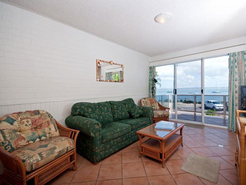 Shoal Bay Road, Castaways, Unit 04, 17 - Travel Agents 1