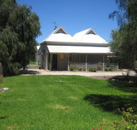 Showgrounds Cottage Naracoorte - Tourism Guide