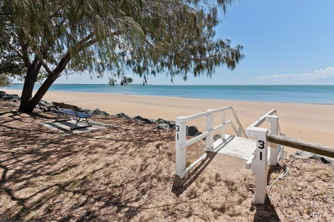 Silver Sands Apartments - Travel Search 3