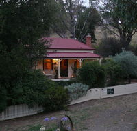 Sinnamons Cottage - Cruises Travel