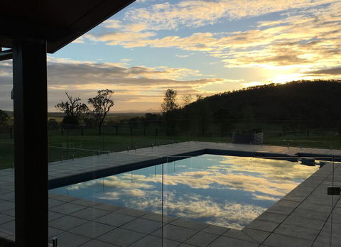 Skyline Farm House - Tourism Guide 2