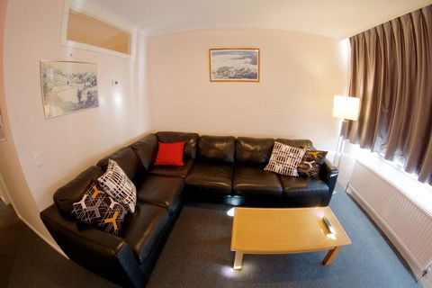 Snow Ski Apartments 28 - Travel Search 3