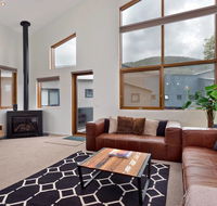 Snow Stream Apartments - Cruises Travel