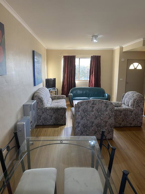 Snowgate Motel + Apartments - Tourism Guide 1