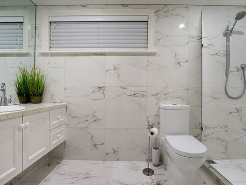 Sorrento Palais - Travel Agents 1