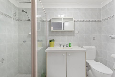South Pacific, Unit 5/13 Shoal Bay Road - Travel Agents 3
