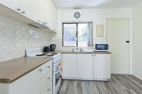 South Perth Perfect Location Free WIFI & Parking - Tourism Guide 2