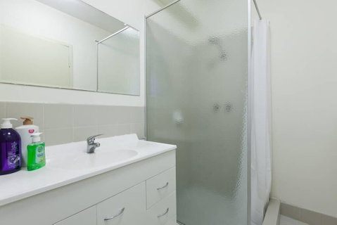 South Perth Perfect Location Free WIFI & Parking - Tourism Guide 3