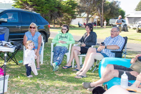 Southcombe Caravan Park - Travel Search 1