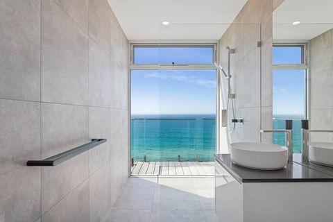 Southpoint -Brand New Home, Oceanfront Views - Tourism Guide 1