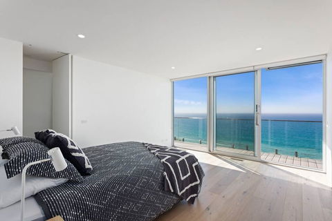 Southpoint -Brand New Home, Oceanfront Views - Tourism Guide 3
