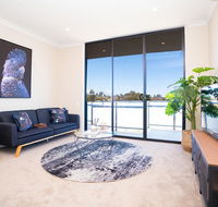 SP246-Brandnew modern Apt in Penrith with parking - Cruises Travel