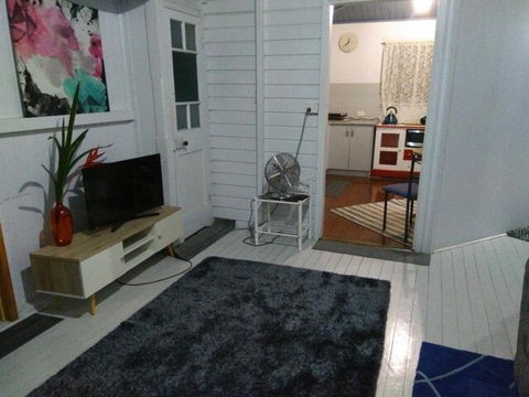 Spacious Apartment - Cruises Travel 2