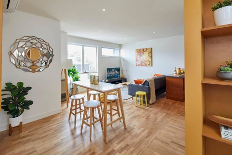 Spacious Carlton 1 Bedroom Apt With Secure Parking - Tourism Guide 3