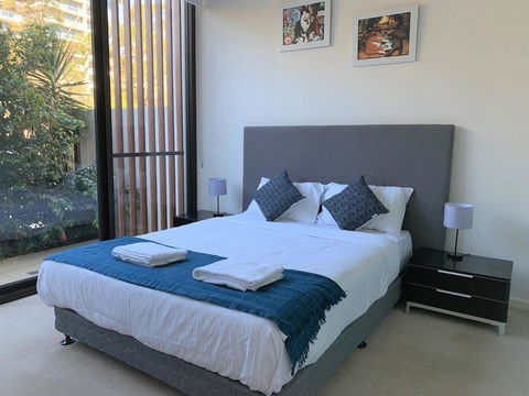 Spacious&Cozy 1 Bedroom + 1 Bathroom Zetland APT - Travel Search 2