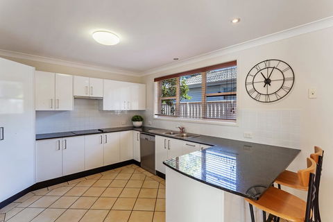 Spacious, Modern & Walk To The Beach! - Cruises Travel 0