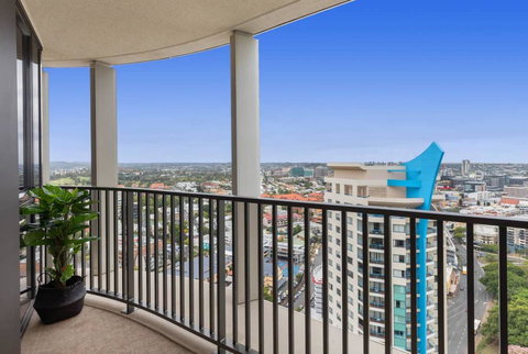 SPIRE - Fast Internet Monthly Stays W Carpark - Travel Search 3