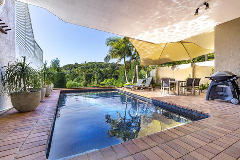 Split-living With Ocean Views, Noosa Heads - Tourism Guide 0