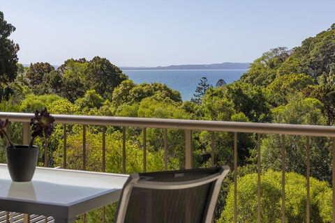 Split-living With Ocean Views, Noosa Heads - Tourism Guide 2