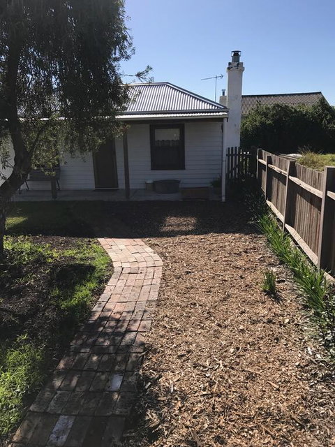 Stable Cottage - Tourism Guide 3