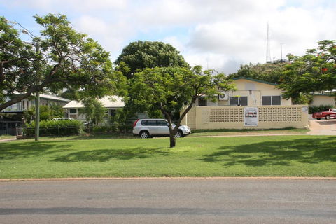 Star Inn Accommodation - Travel Search 2