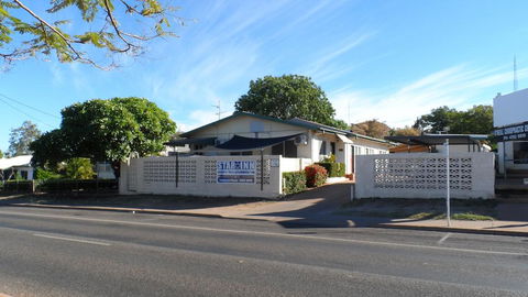 Star Inn Accommodation - Travel Search 0