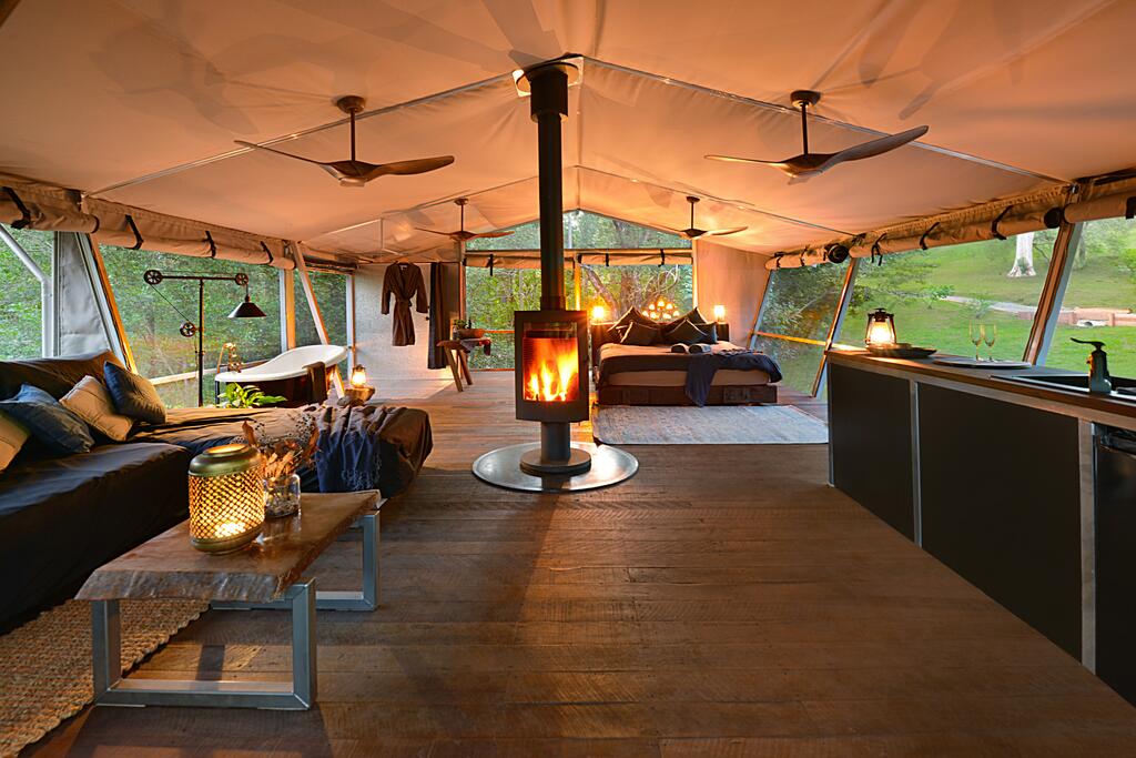 West Woombye QLD Travel Agents