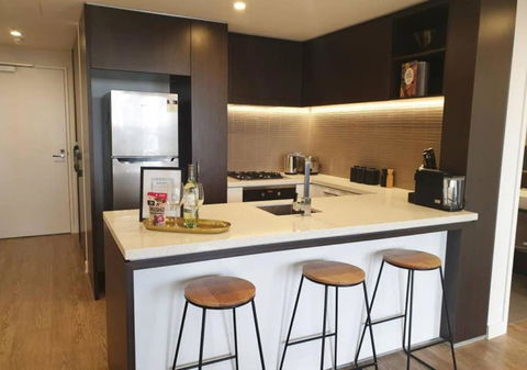 STH2 - Stunning Resort Style 1BR W Wifi Gym 4 Ppl - Tourism Guide 2
