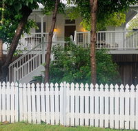 Stranded in Oz Stay in Relaxing Environment FREE WIFI NETFLIX POOL AIR CON - Cruises Travel