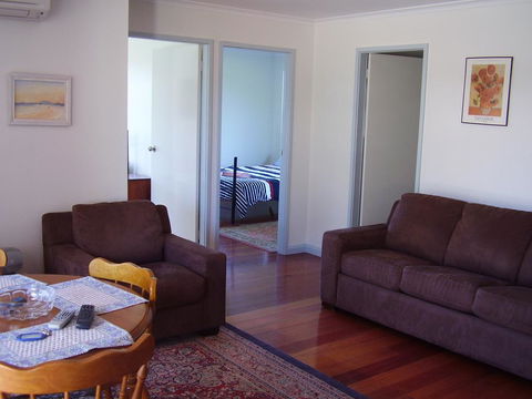 Strathmore Lodge - Travel Agents 1