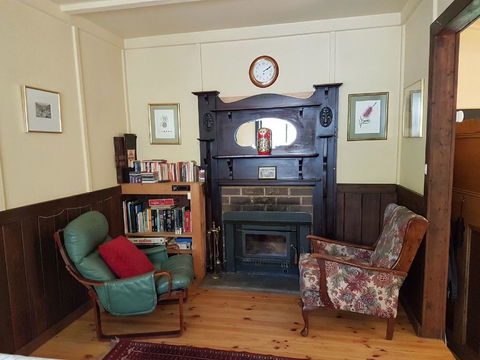 Stringer's Cottage - Travel Search 3