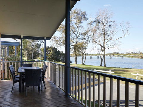 Stuarts Point Holiday Park - Travel Search 2