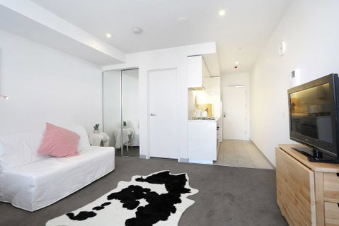 Studio Near Melbourne University - Tourism Guide 2