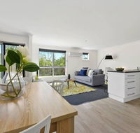 Stylish and Spacious Launceston Villa  Free Wifi - Travel Search