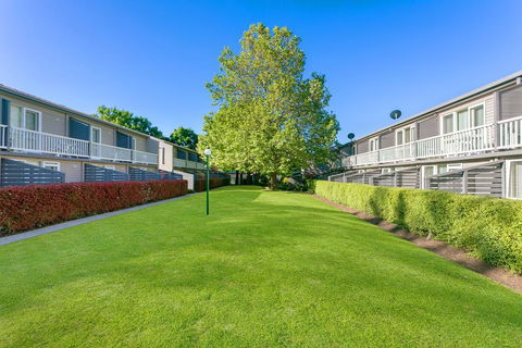 Summer East Apartments - Cruises Travel 0