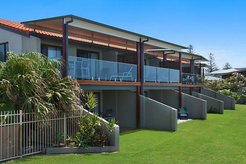 Sunrise Reef Unit 2 - Lennox Head - Cruises Travel 3