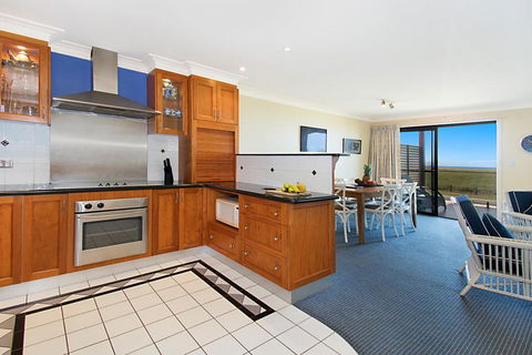 Sunrise Reef Unit 2 - Lennox Head - Cruises Travel 2