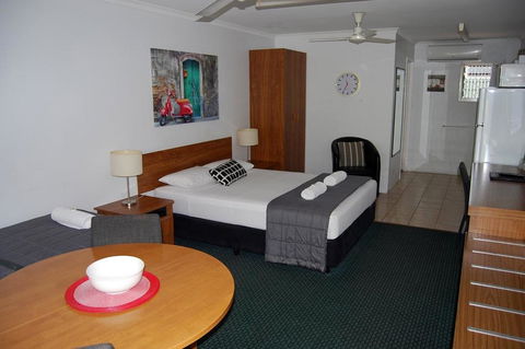 Sunseeker Motel - Cruises Travel 2