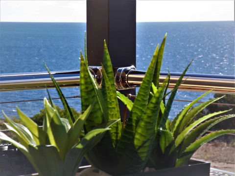 Sunset Cove Beach House - Travel Search 2