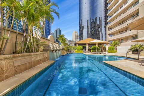 Super Convenient Apartment With Garden Views - Tourism Guide 2