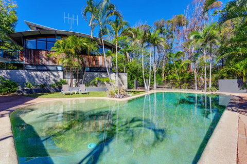 Surfside Beach House 17 - Rainbow Shores, Swimming Pool, 2 Minute Walk To Beach, Air Conditioning, Relax Here - Tourism Guide 1