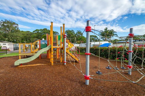 Tall Timbers Caravan Park - Travel Agents 1