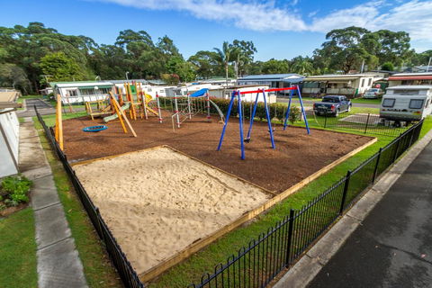 Tall Timbers Caravan Park - Travel Agents 2