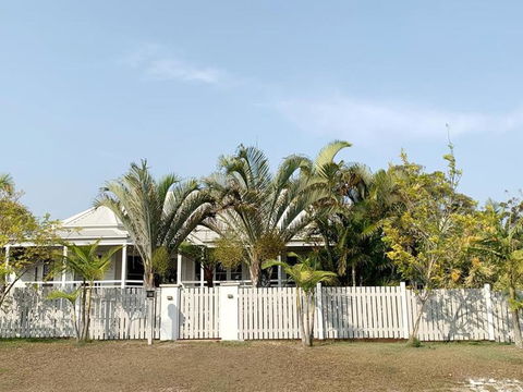 Tallulah Retreat - Valla Beach - Cruises Travel 0