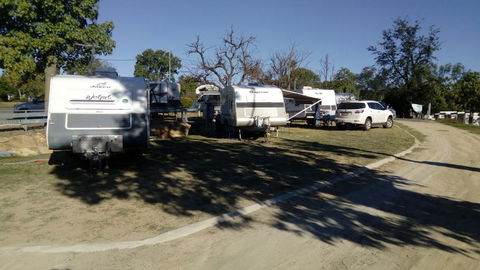 Taroom Caravan & Tourist Park - Cruises Travel 2
