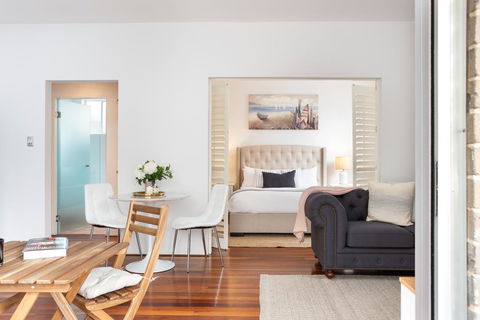 Tasteful Apartment With Balcony In Cammeray - Cruises Travel 2