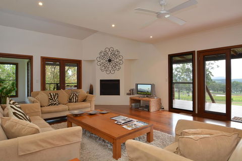 Tellace Wines Homestead - Travel Search 2