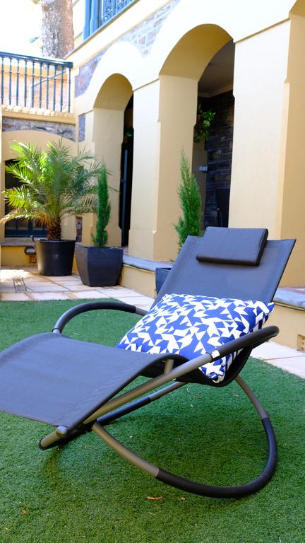 The 'Cloisters' Apartment At Albert Hall - Tourism Guide 2