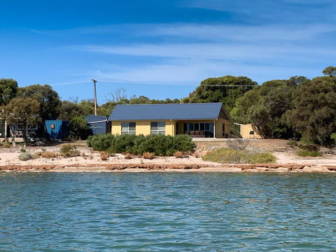 The Beach House - Cruises Travel 0