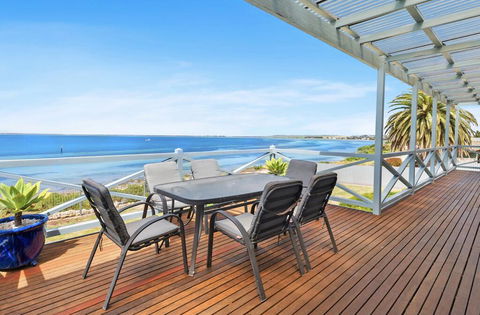The Beach House - Point Turton - Cruises Travel 1